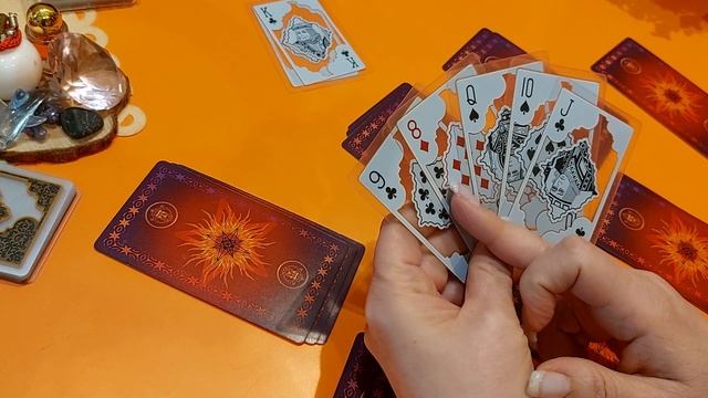 КАК ПОЖИВАЕТ КРЕСТОВЫЙ КОРОЛЬ БЕЗ ЧЕРВОВОЙ ДАМЫ? И ХОЧЕТ ЛИ ОН ВЕРНУТЬ ЕЕ В СВОЮ ЖИЗНЬ?!) смотреть онлайн