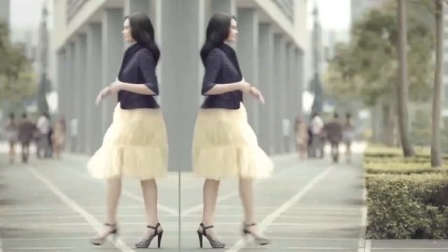 Pantene 'Labels Against Women' Digital Ad смотреть онлайн
