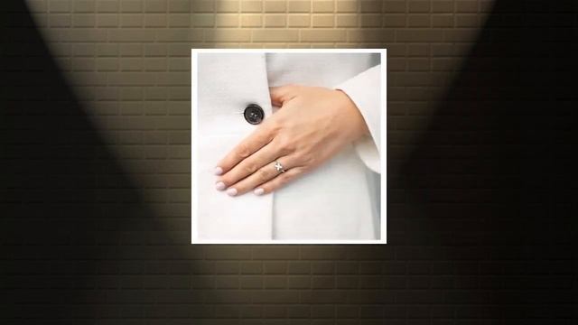 Daisy - dainty gold ring with mother of pearl, ideal as promise ring, flower pattern ring смотреть онлайн