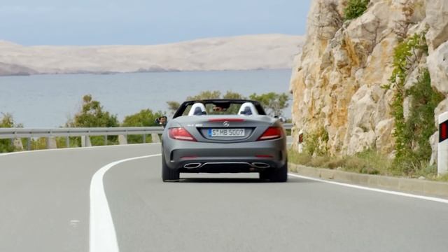 Mercedes-Benz SLC 300 - Driving Scenes смотреть онлайн
