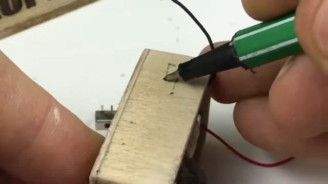 How To Make Micro Table Saw Machine Worlds Smallest DIY.Как сделать мини-настольную пилу .