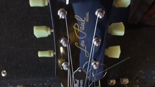 Holy mother Jesus Gibson P90 goes Dire Strait смотреть онлайн