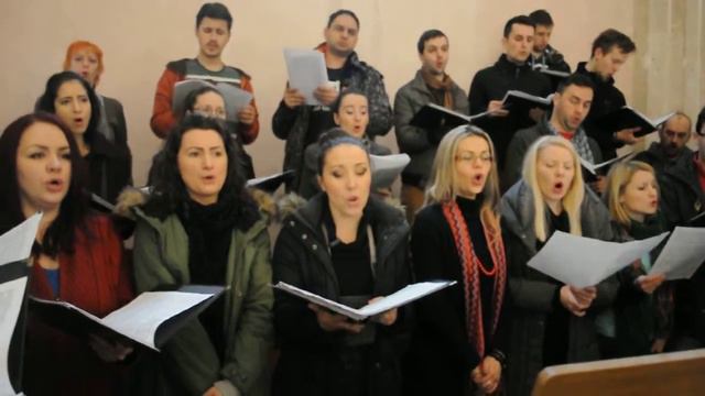 PONTANIMA U KATEDRALI смотреть онлайн