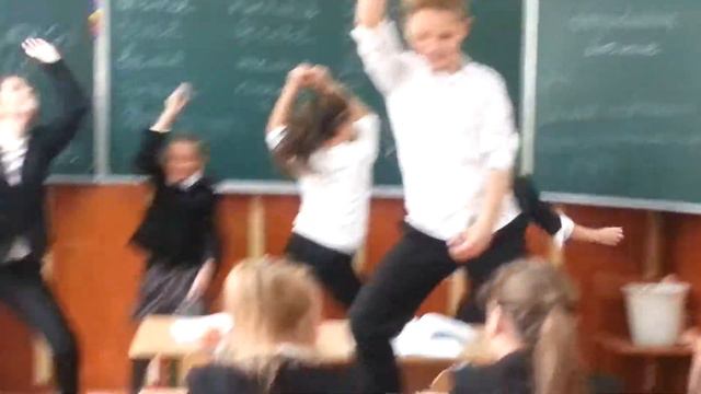 Литл биг лайт версион смотреть онлайн