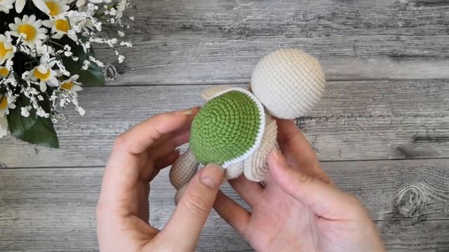 Готовые работы июня / Вязаные игрушки / Авантюрка / Довязала зайку из Ярнарт Минк смотреть онлайн