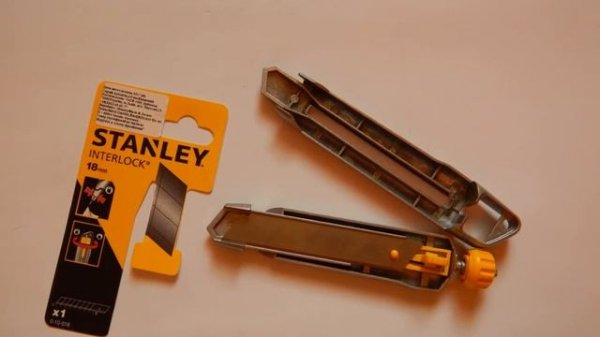 Нож сегментный 18 мм STANLEY INTERLOCK 0-10-018