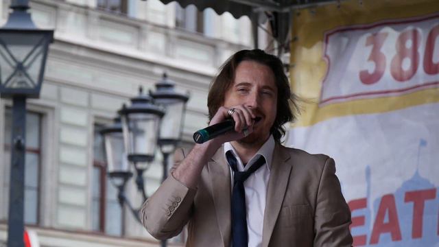 Денис Федоренко и группа "БРИКС" (Верни мне музыку) смотреть онлайн