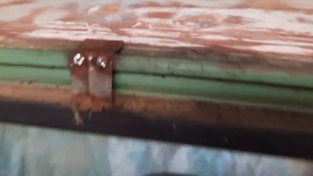 1957 Ford Fairlane Chrome removal with 65 year old screws. смотреть онлайн