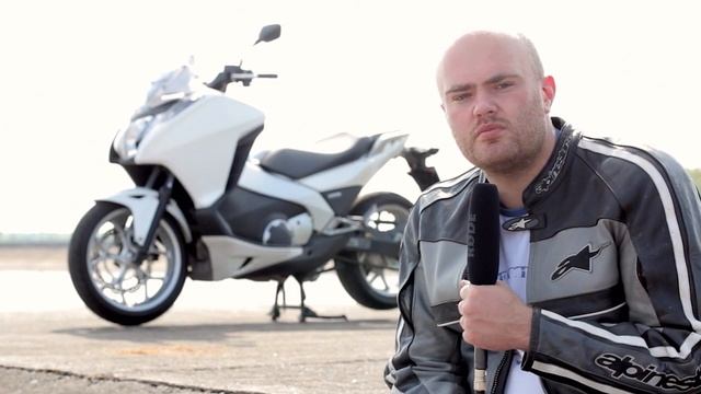 Wideoprezentacja: Honda NC700D Integra смотреть онлайн