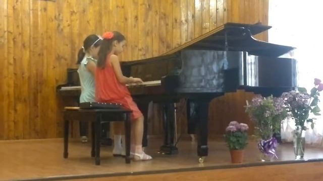 Светит месяц. Ансамбль. Головизина Саша. смотреть онлайн