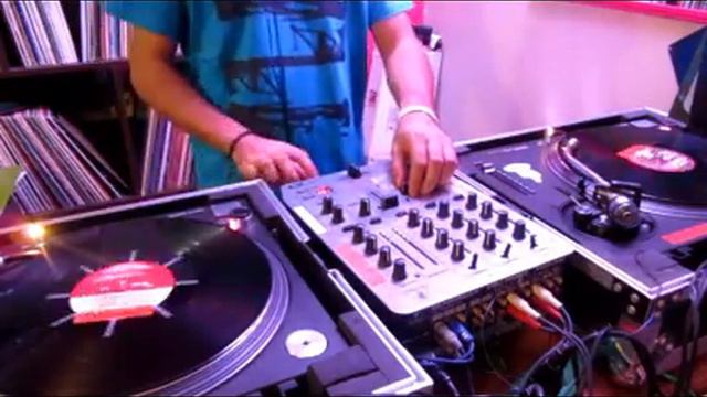 HOUSE 1996 A 1999 - OLDSCHOOL MUSIQUE1 смотреть онлайн