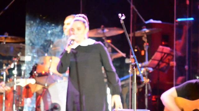 04.12.2016 г. Великие Луки. Елена Ваенга.Стих "Ты, москвич" + "Невеста" смотреть онлайн