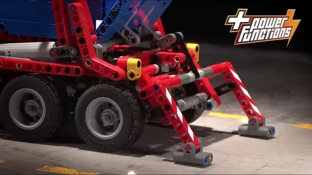 Container Truck - LEGO Technic - Designer Video 42024 смотреть онлайн