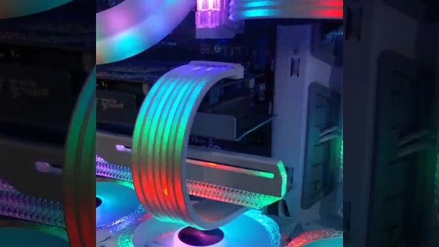 Накладка на кабель питания материнской платы 24pin c ARGB подсветкой смотреть онлайн