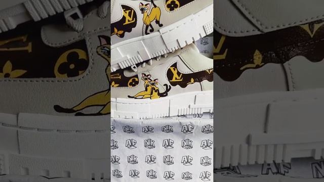 ИНДИВИДУАЛЬНЫЙ СТИЛЬ НА КРОССОВКАХ!!!LV!!LOUIS VUITTON!! смотреть онлайн