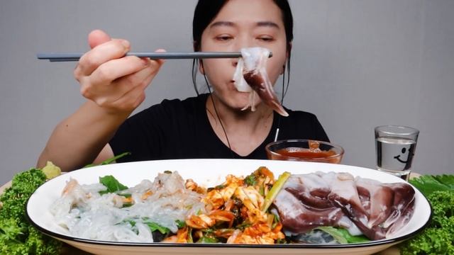 실치회 새조개회 리얼사운드 먹방 ASMR RAW COCKLES,SMALLEST RAW FISH MUKBANG EATING SOUNDS NO TALKING | NAJIN смотреть онлайн