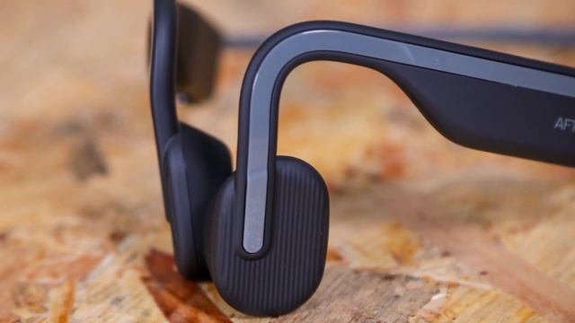 THE BEST BONE CONDUCTION HEADPHONES! (2021) | TechBee 2021 смотреть онлайн