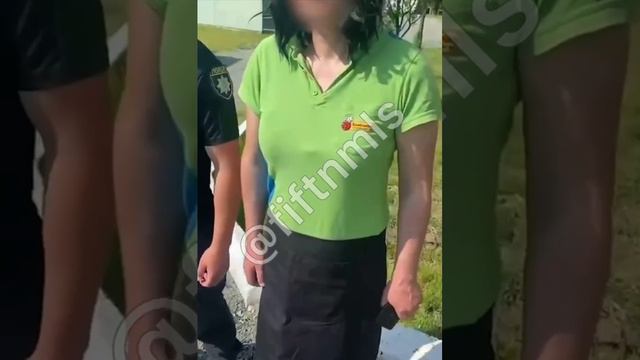 Ухiлянт так замаскировался что у конвоиров напряглось в районе паха смотреть онлайн