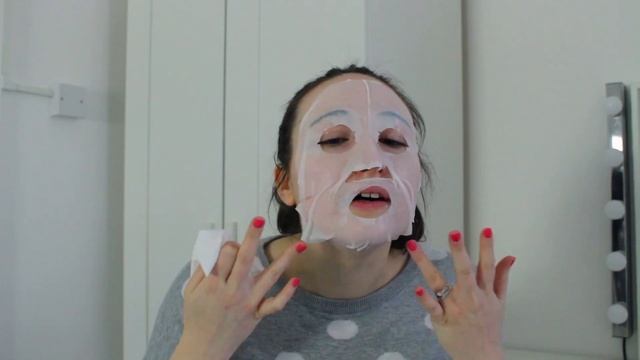 Garnier Moisture Bomb Green Tea Hydrating Face Sheet Mask Review смотреть онлайн