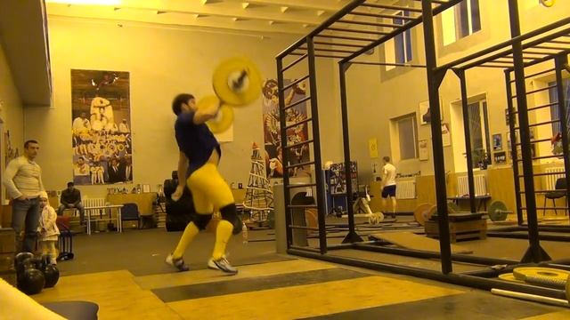 Snatch by one hand 55kg x 30 смотреть онлайн