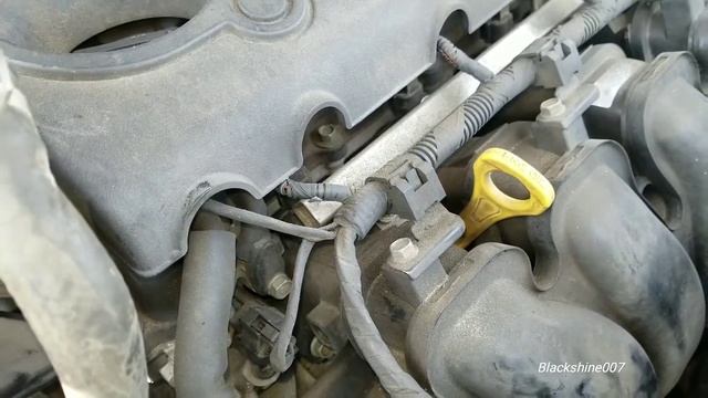 Quick 1 minute video on how to install an alternator on a 2.4L Kia Sorento смотреть онлайн