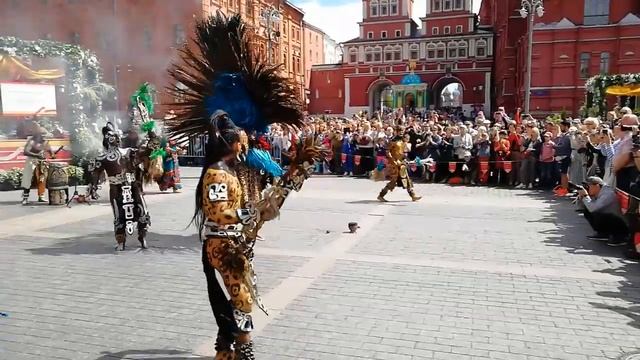 Шаманы Майя в центре Москвы смотреть онлайн