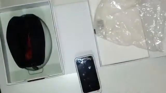 Bluetooth-наушники Monster Beats By Dr Dre смотреть онлайн