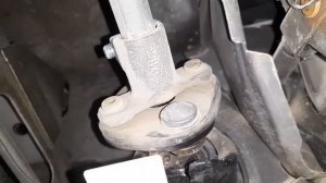 Вот почему может быть люфт на рулевом колесе.Опель Вектра а 1.6.