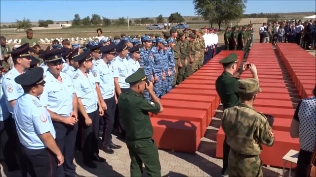 Stalingrad's Valley of the Dry Bones - Reburial of hundreds of World War II soldiers смотреть онлайн
