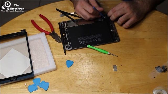 How to change an iPad mini 2 screen A1490, A1489, A1432, A1454 смотреть онлайн