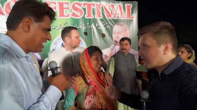 ПОТОМСТВЕННАЯ КОЛДУНЬЯ И ВЕДЬМА ПОЛУЧИЛА СВОБОДУ ОТ БОГА. КАРАЧИ, ПАКИСТАН, 2019. смотреть онлайн