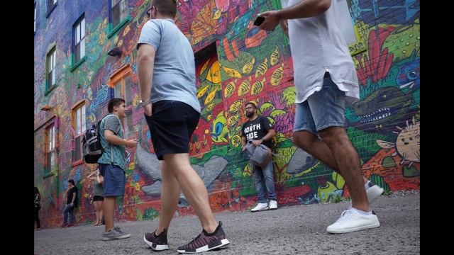 Ricoh GR II - Graffiti Alley in Toronto, Canada смотреть онлайн