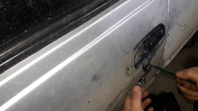 Как открыть и закрыть замок водительской двери Daewoo Nexia смотреть онлайн