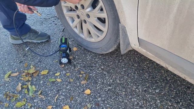 Снял обзор на автомобильный компрессор STVOL SCR45D смотреть онлайн