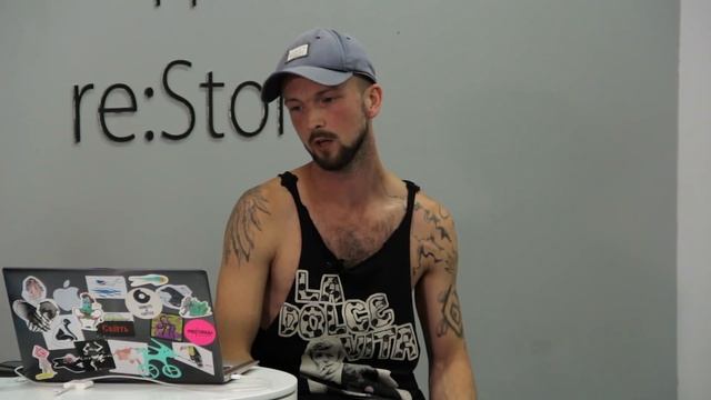 Портрет в городской среде. Мобильная фотография. Данила Нагорнов (Академия Re:Store)