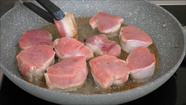 Сочная ЖАРЕНАЯ СВИНИНА в сливочно-грибном соусе/Пошаговый рецепт:Как приготовить мясо свинины вкусн смотреть онлайн