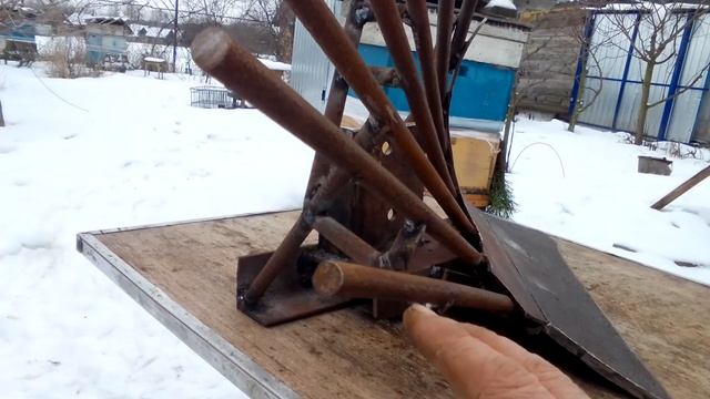 неЛемкен на мотоблок! Плуг с перьевым отвалом. смотреть онлайн