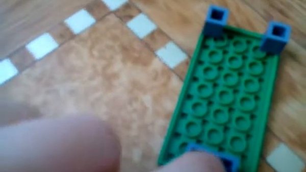 Как сделать кровать из Лего .