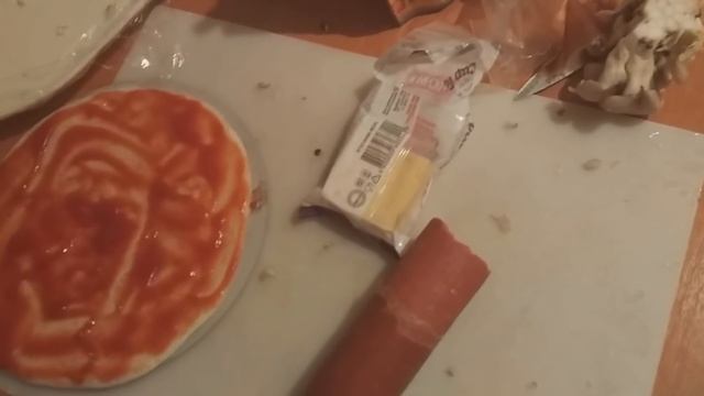 ? КАК СДЕЛАТЬ САМУЮ ДЕШЕВУЮ И ВКУСНУЮ ПИЦЦУ ? ?