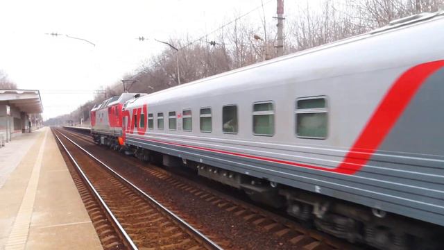 Электровоз ЭП2К-361 с поездом№047Й Москва-Балаково станция Чертаново 6.04.2021 EP2K-363 with train смотреть онлайн