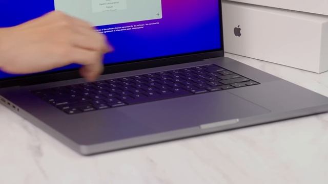 EDITOR REWEL KODE PENGEN DIJAJANIN LAPTOP Rp70 JUTA :( смотреть онлайн
