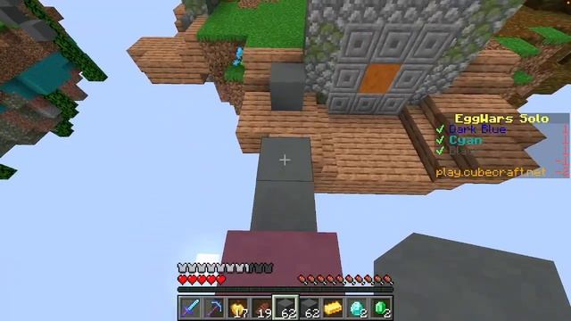 Beating Shrek in Cubecraft Eggwars!! (Java) | Minecraft смотреть онлайн