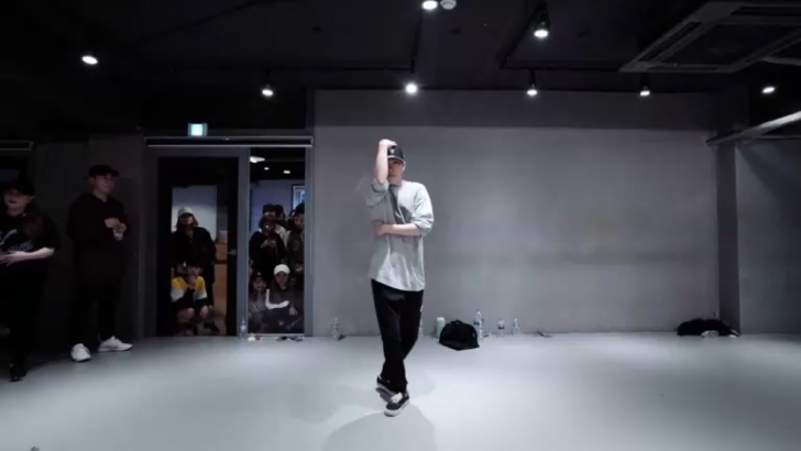  Jihoon Kim/ Sumthin' Sumthin' - Maxwell смотреть онлайн