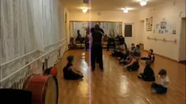 Как научиться драться.ч.1.Удары сбивающие с ног!.flv смотреть онлайн