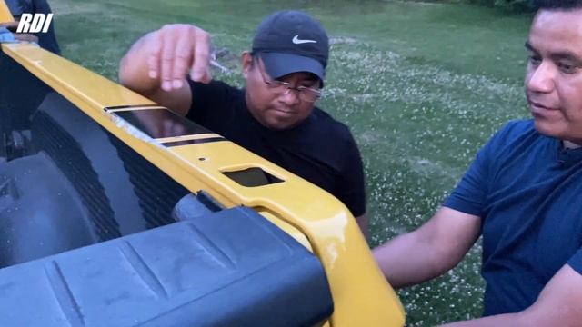 Applying vinyl stripes on Dodge ram / side hustle ? смотреть онлайн