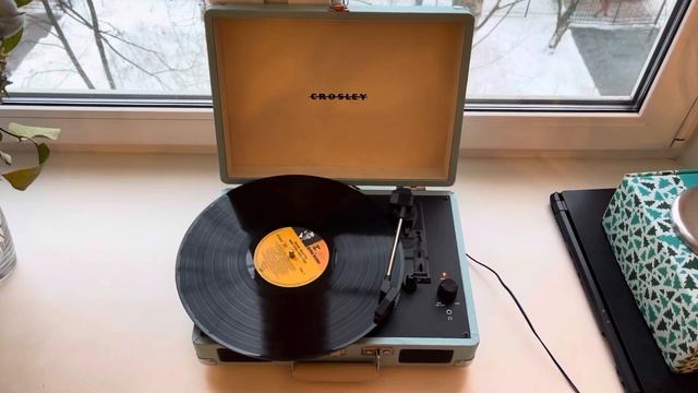 Виниловый проигрыватель Crosley смотреть онлайн