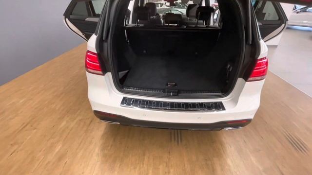 Mercedes-Benz GLE 350d 4MATIC смотреть онлайн