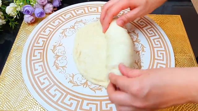 САМОЕ БЫСТРОЕ ДРОЖЖЕВОЕ ТЕСТО ЗА 15 МИНУТ. ТЕСТО БУКВАЛЬНО РАСТЁТ НА ГЛАЗАХ. смотреть онлайн