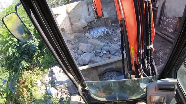 Cleaning by the river with Kubota KX057-4 / Demolition and loading on Hydrema 912 / 4K смотреть онлайн