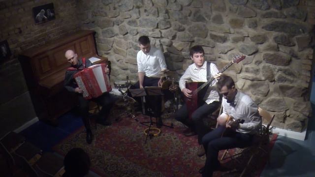 La Muerte Del Angel - A.Piazzolla (Bryats Band) /Астор Пьяццолла - Cмерть Ангела - Бряц Бэнд смотреть онлайн